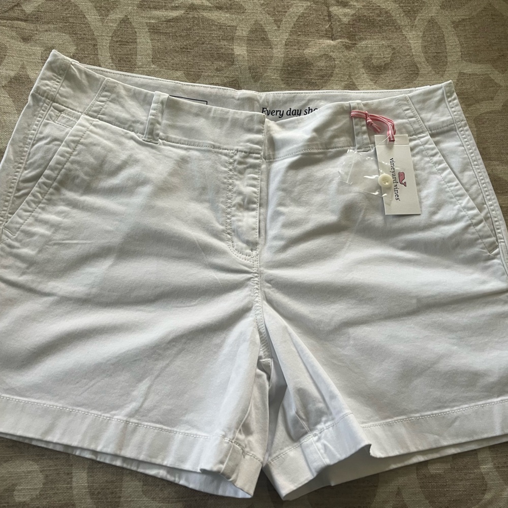 NWT Vineyard Vines 5 inch everyday shorts